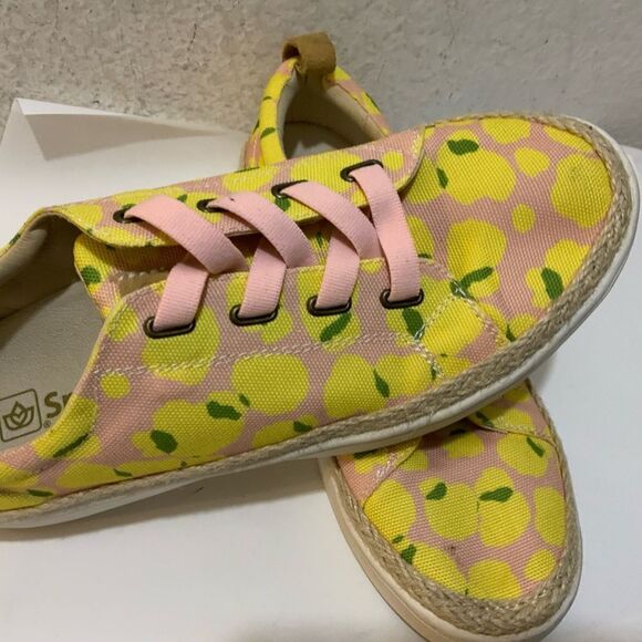 Spenco Orthotic Lemon Printed Malibu Lace Bokeh Platform Slip On Sneakers 9.5 B - Picture 10 of 13